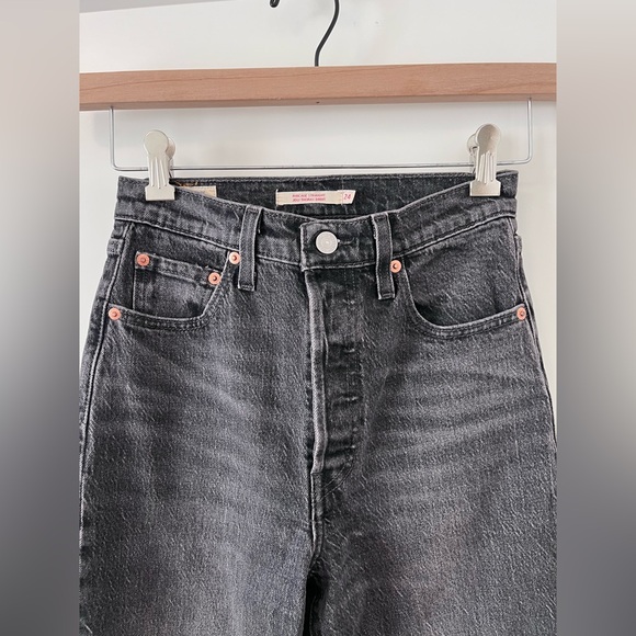 Ribcage Straight Levi’s size 24 - Picture 3 of 3